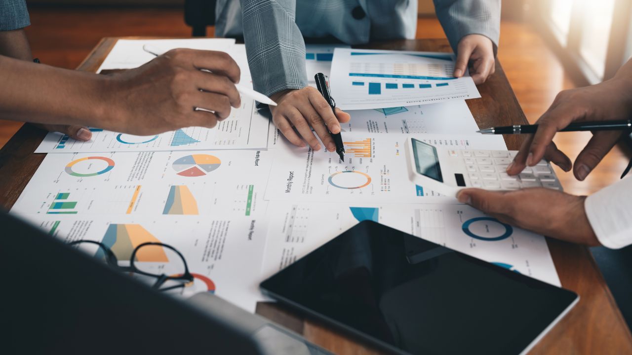 Track Key Performance Indicators (KPIs) - Mobile App Analytics